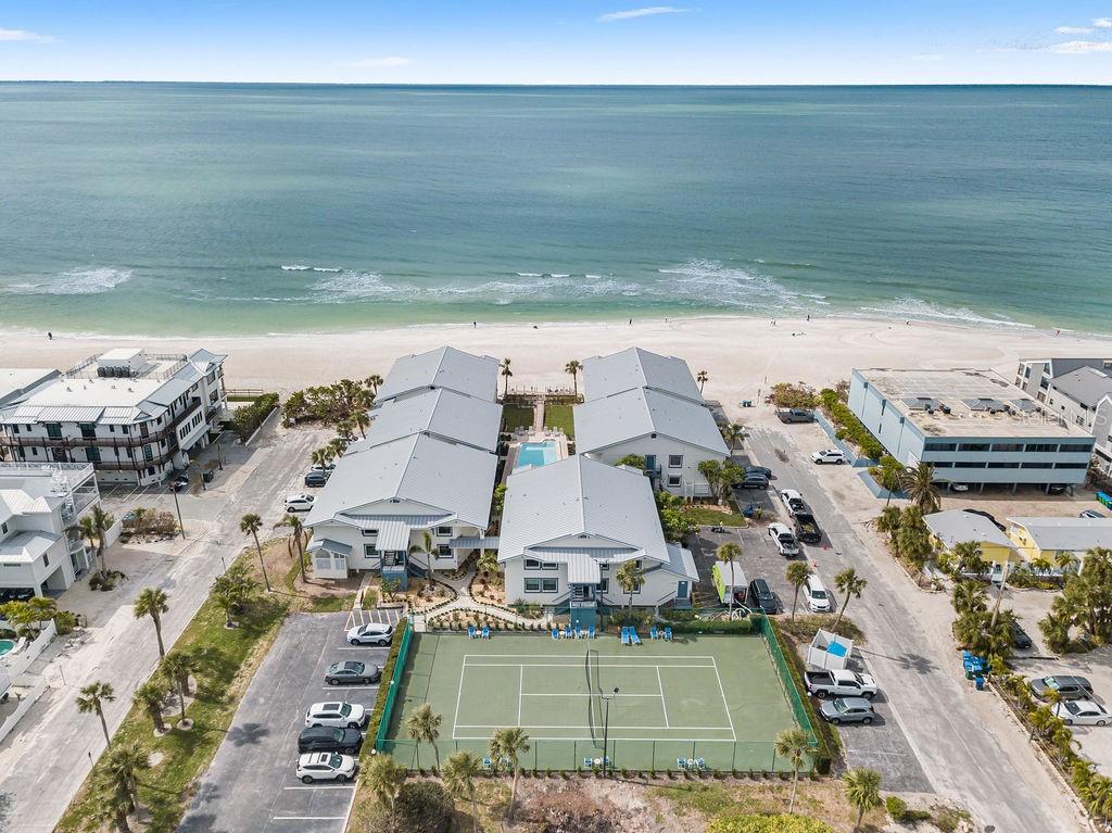 6700 GULF DR #B8, HOLMES BEACH, FL, 34217