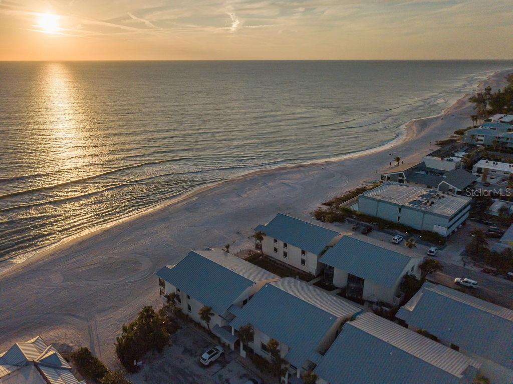 6700 GULF DR #B8, HOLMES BEACH, FL, 34217