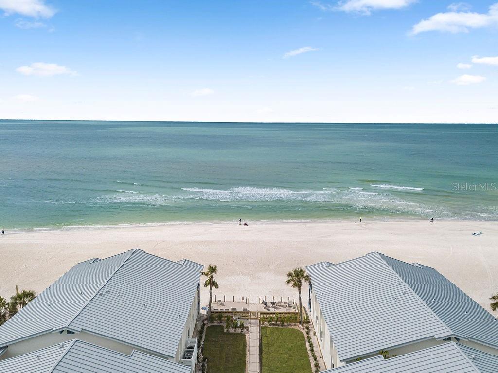 6700 GULF DR #B8, HOLMES BEACH, FL, 34217