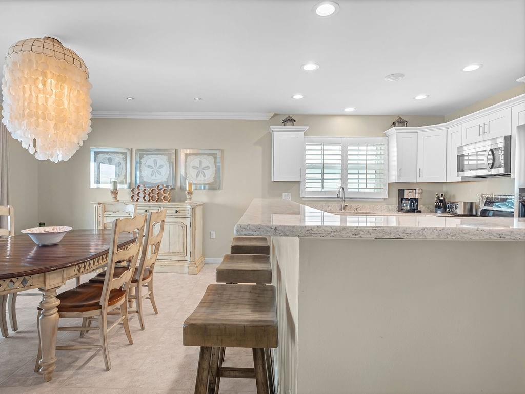 6700 GULF DR #B8, HOLMES BEACH, FL, 34217
