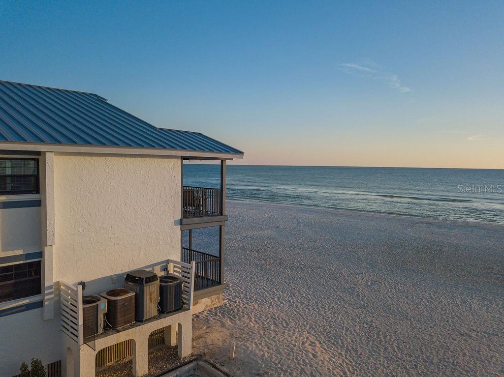 6700 GULF DR #B8, HOLMES BEACH, FL, 34217