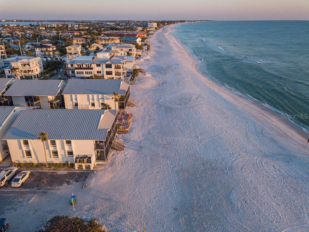 6700 GULF DR #B8, HOLMES BEACH, FL, 34217