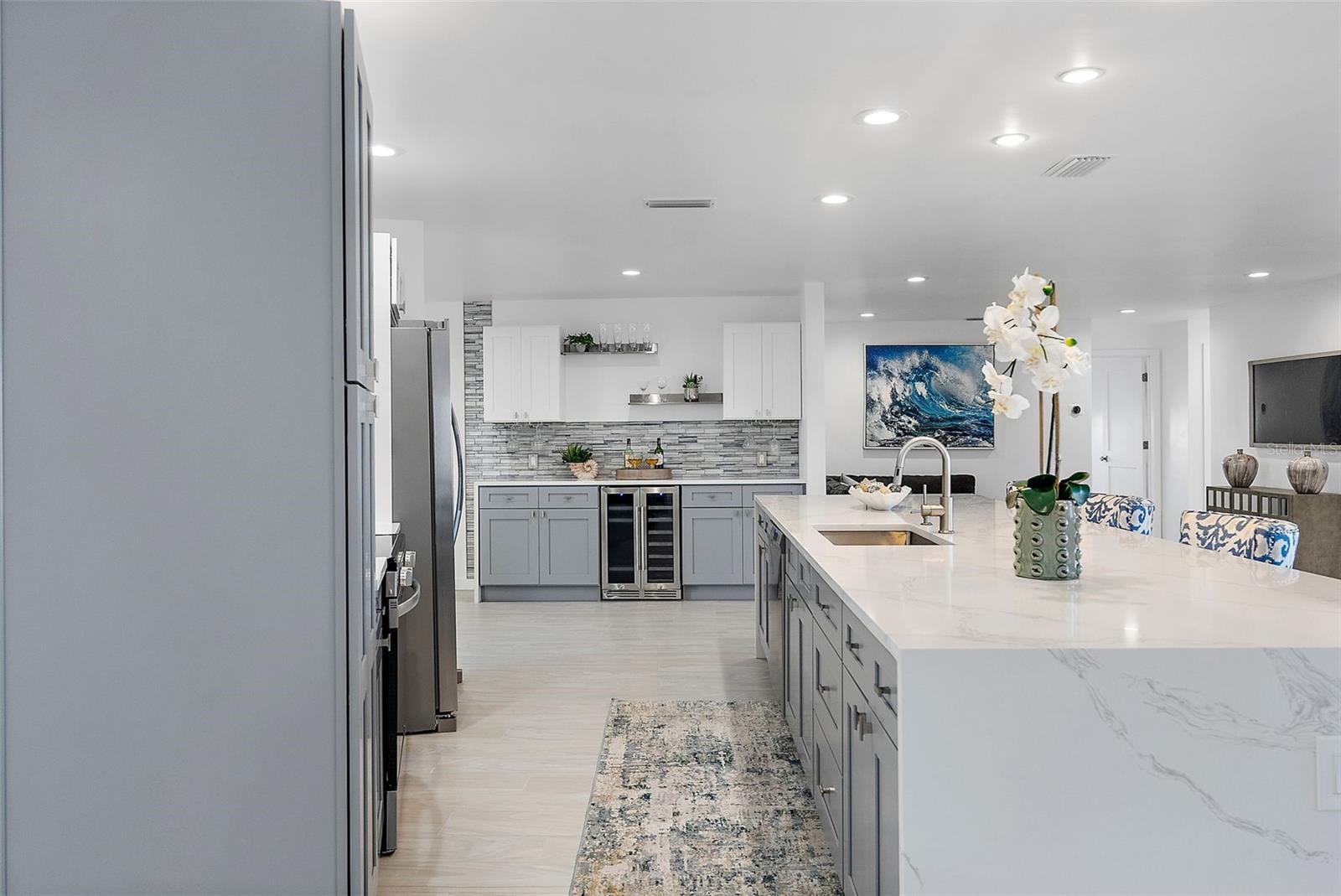 1984 KANSAS AVE NE, ST PETERSBURG, FL, 33703