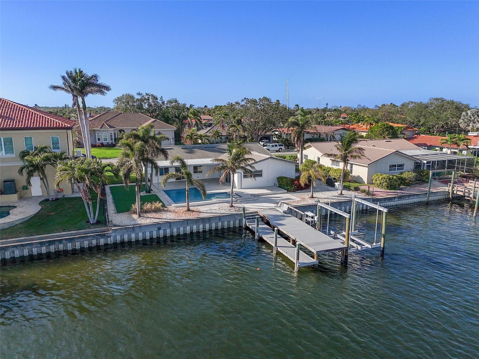 1984 KANSAS AVE NE, ST PETERSBURG, FL, 33703