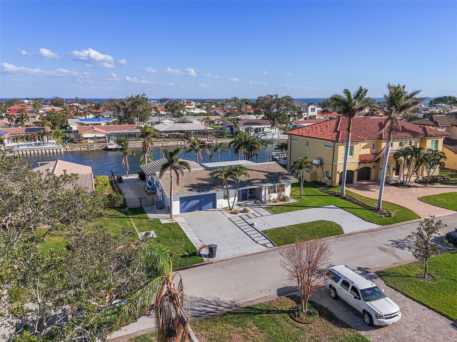 1984 KANSAS AVE NE, ST PETERSBURG, FL, 33703