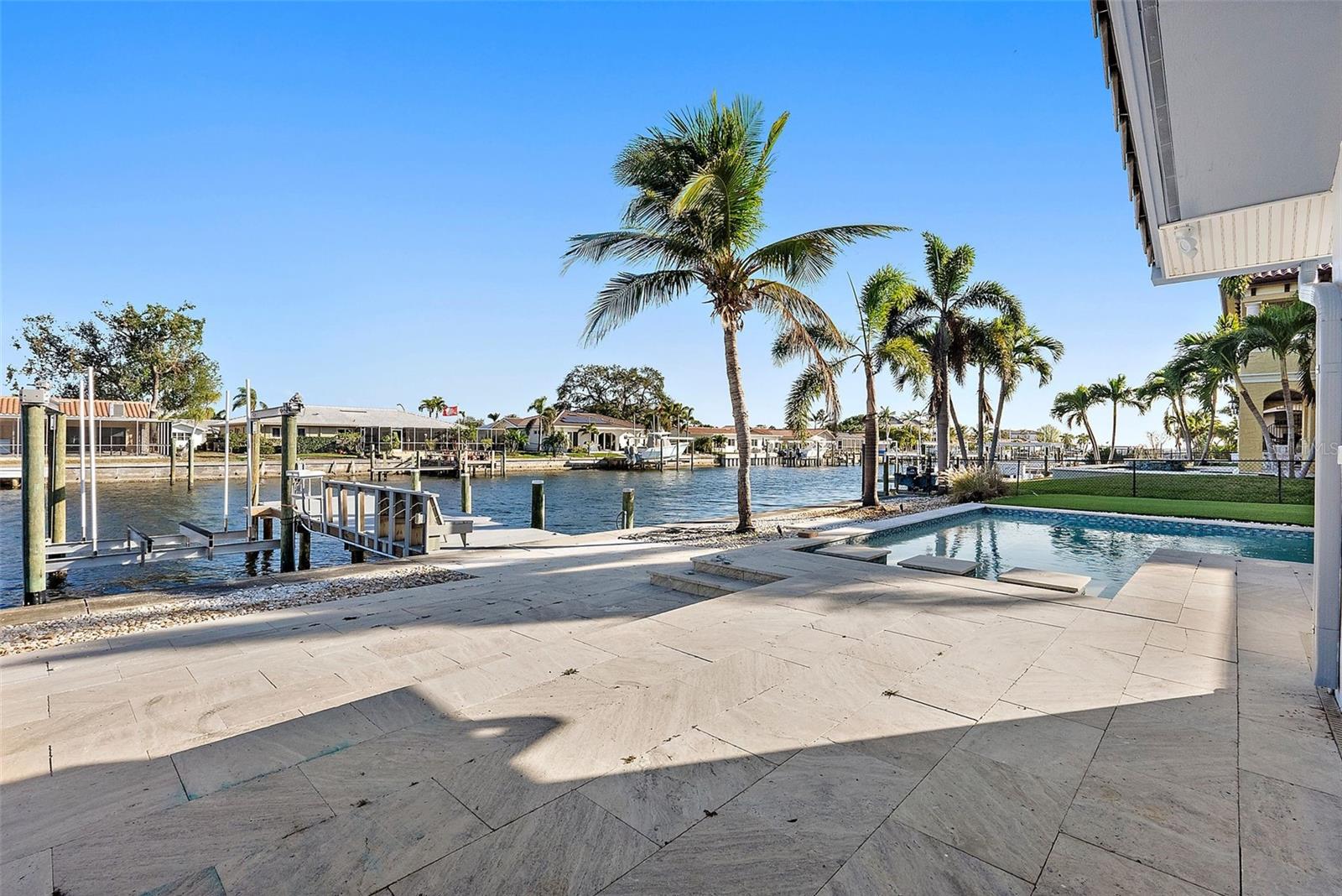 1984 KANSAS AVE NE, ST PETERSBURG, FL, 33703