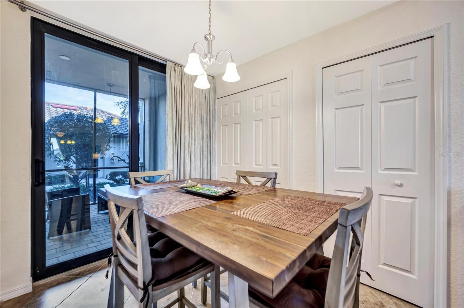 5527 PALMER CIR #105, BRADENTON, FL, 34211