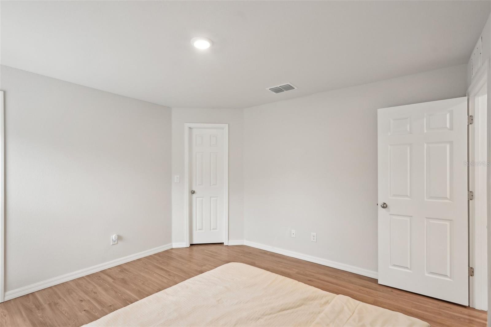 10193 & 10195 BURLINGTON AVE, ENGLEWOOD, FL, 34224