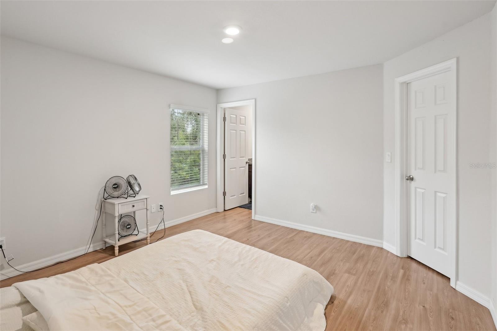 10193 & 10195 BURLINGTON AVE, ENGLEWOOD, FL, 34224