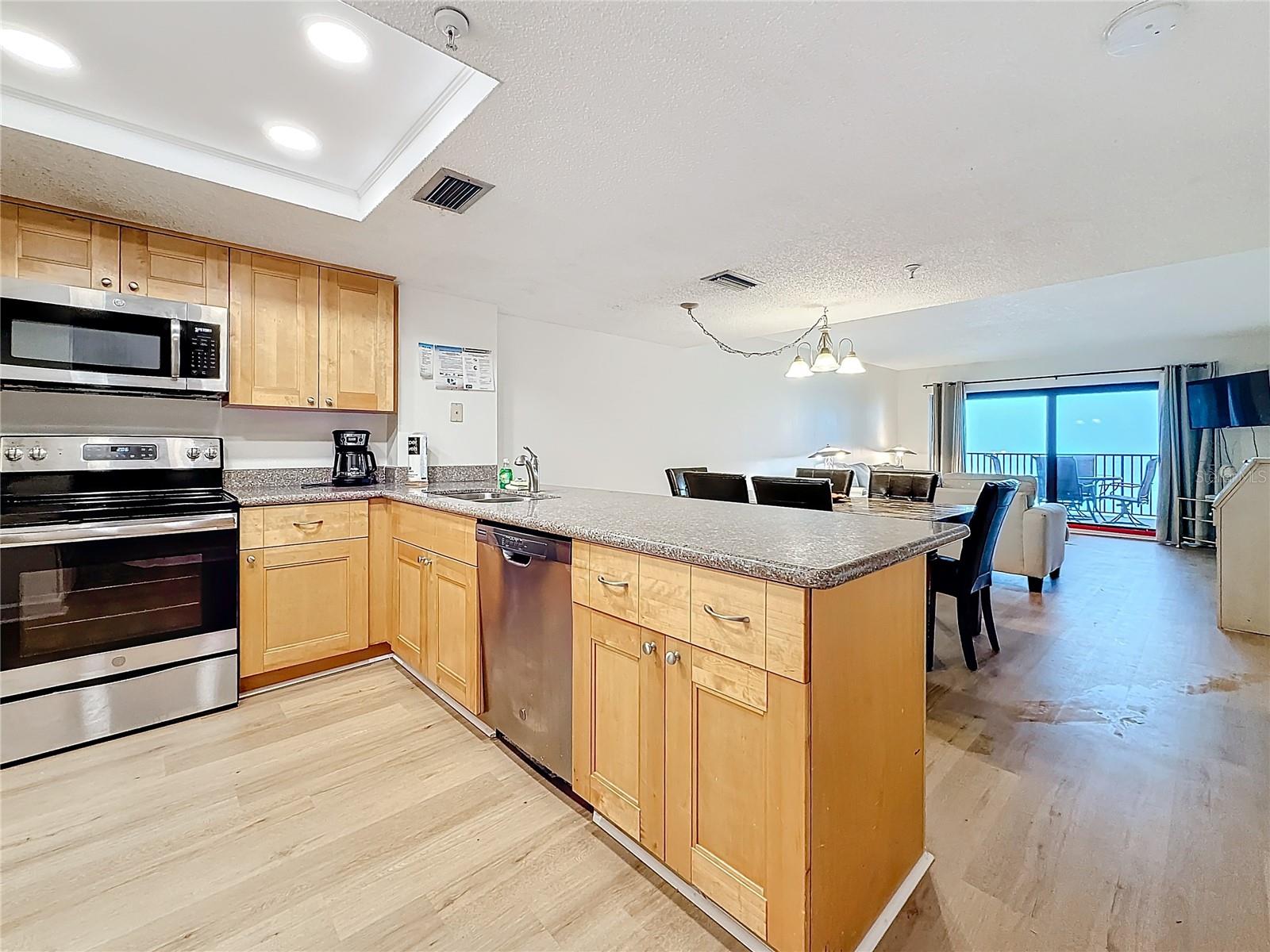 12924 GULF BLVD #503, MADEIRA BEACH, FL, 33708