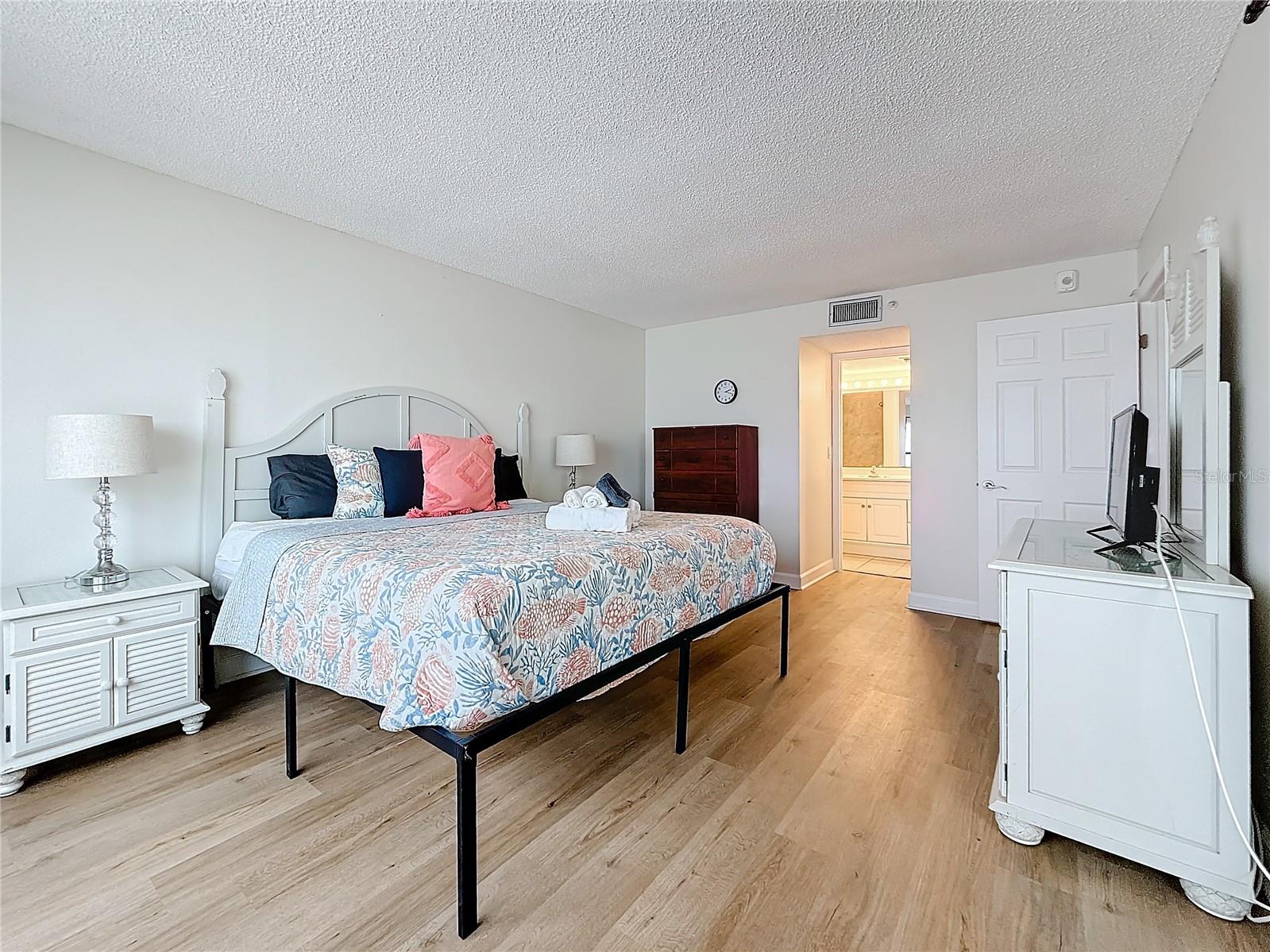 12924 GULF BLVD #503, MADEIRA BEACH, FL, 33708