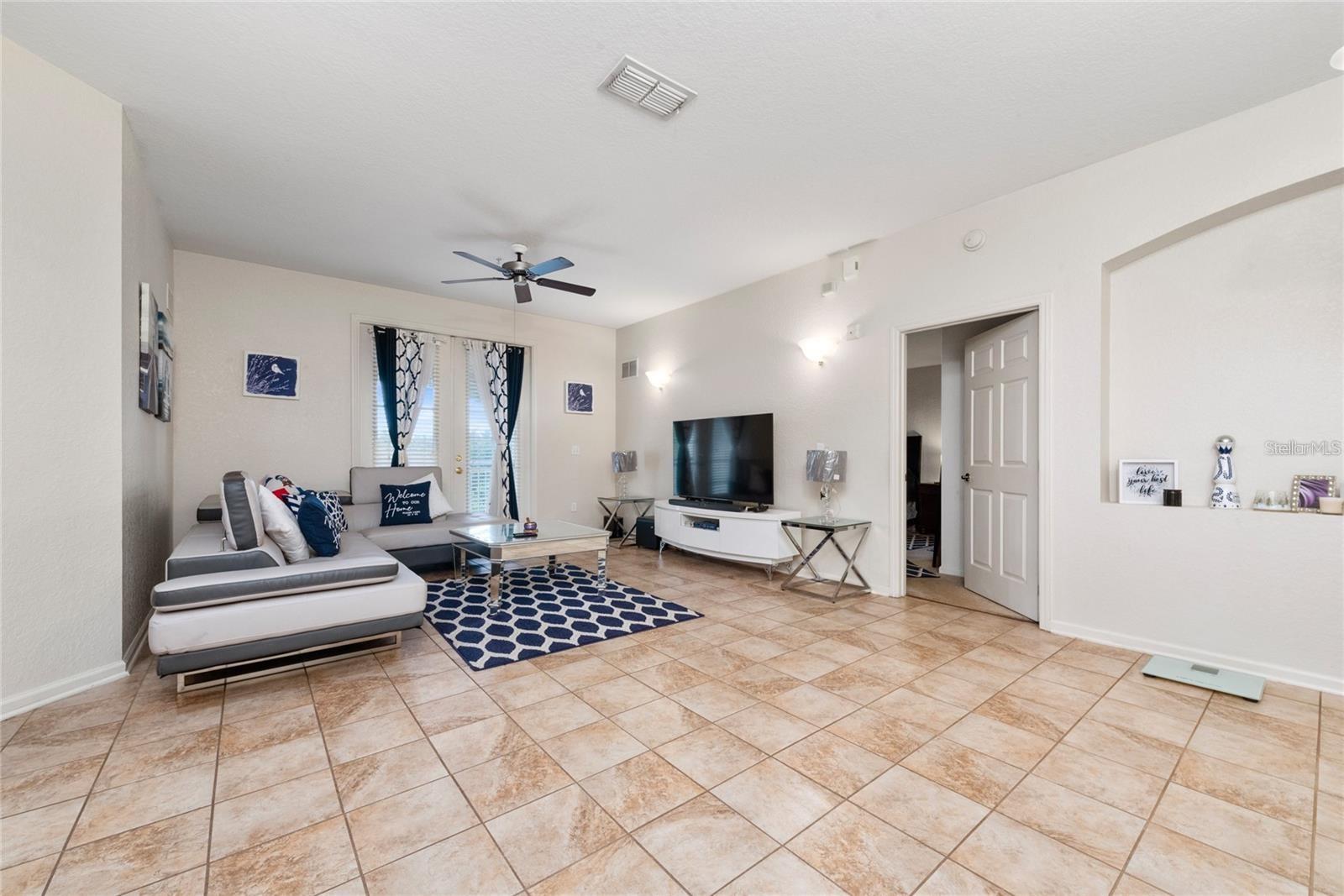 3331 WHITESTONE CIRCLE #303, KISSIMMEE, FL, 34741