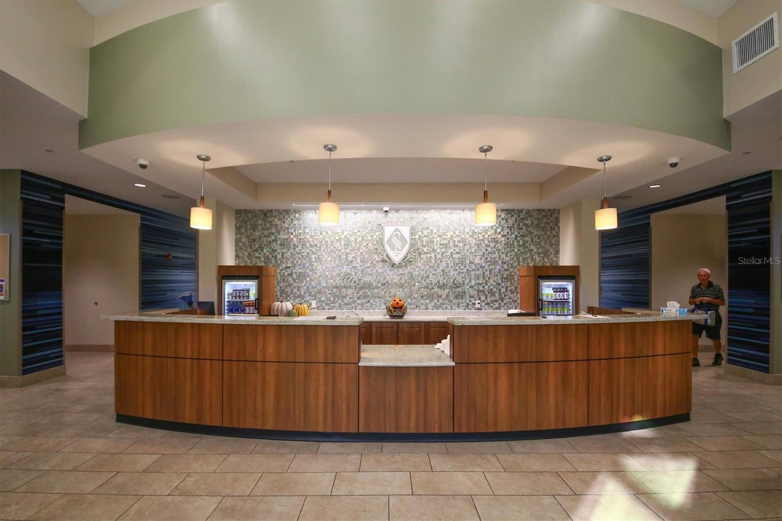 6547 OAKLAND HILLS DR, LAKEWOOD RANCH, FL, 34202