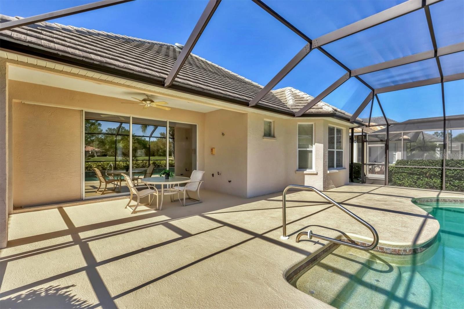 6547 OAKLAND HILLS DR, LAKEWOOD RANCH, FL, 34202