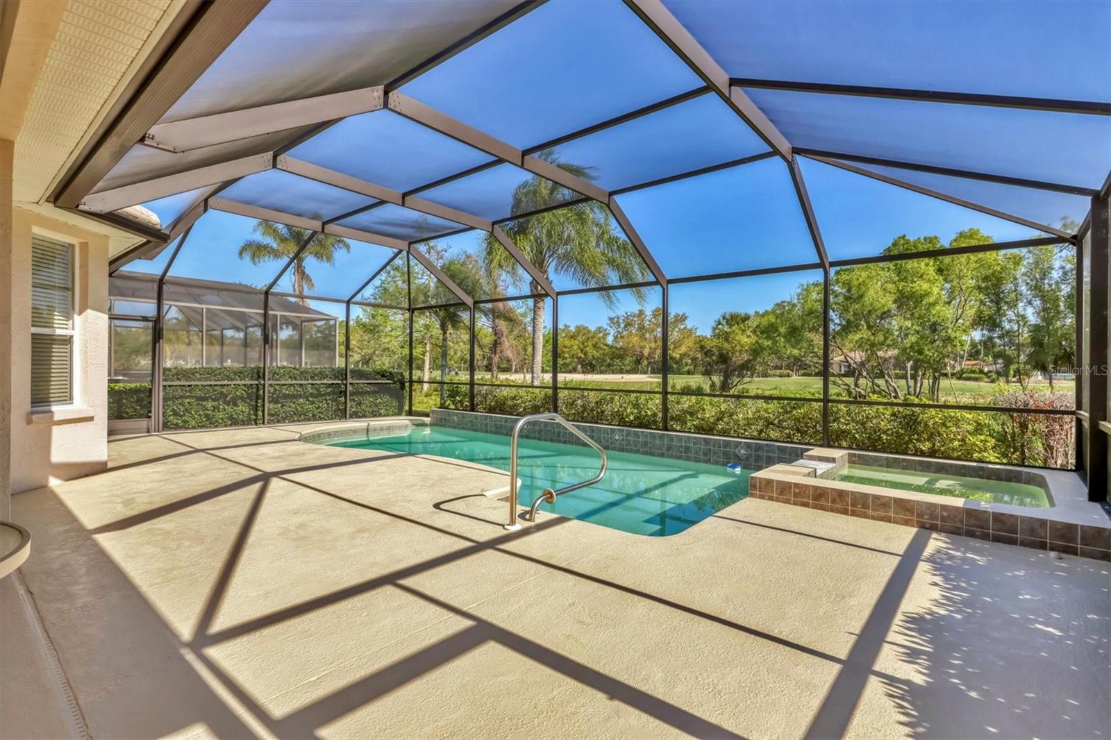 6547 OAKLAND HILLS DR, LAKEWOOD RANCH, FL, 34202