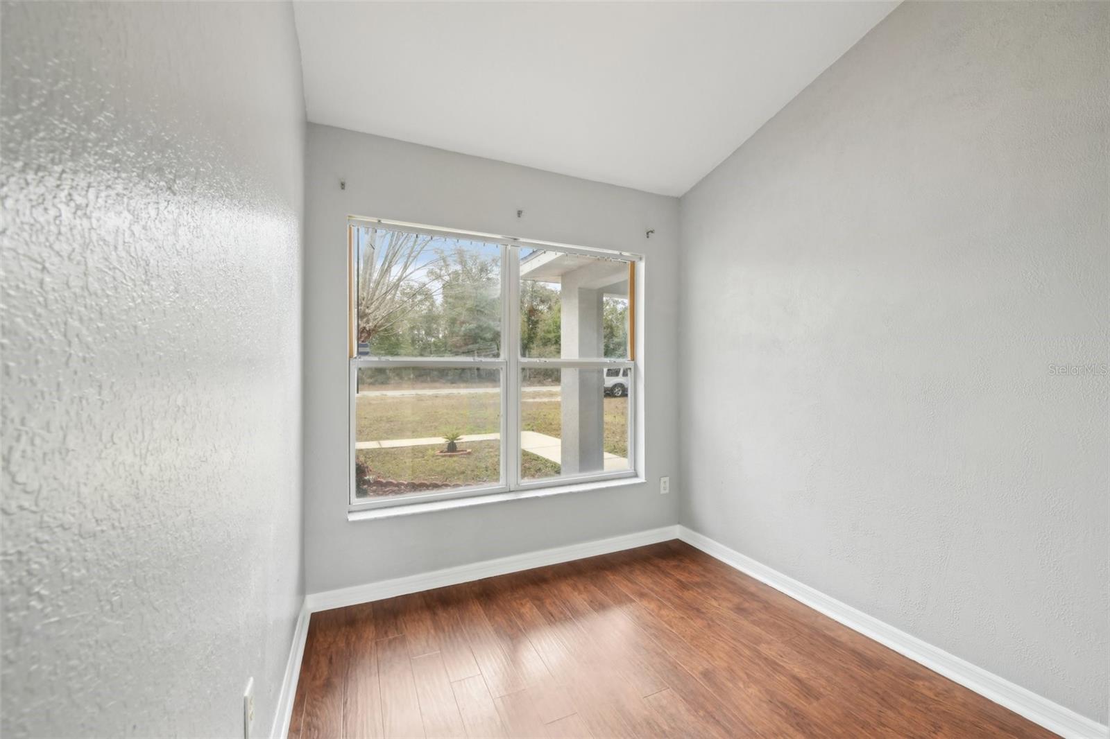 25 MAPLE CRSE, OCKLAWAHA, FL, 32179