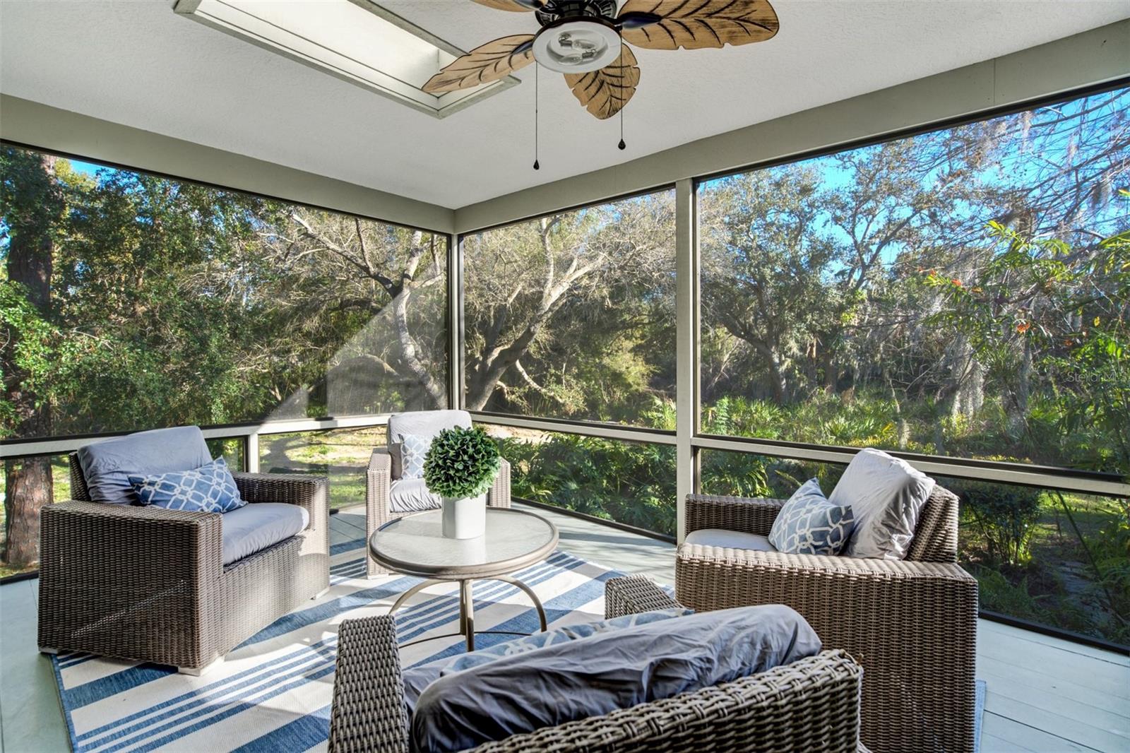 1672 WINDING CREEK RD, DUNEDIN, FL, 34698