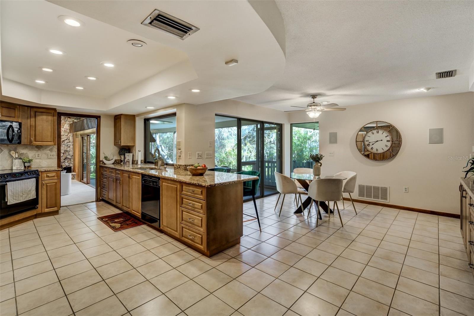 1672 WINDING CREEK RD, DUNEDIN, FL, 34698