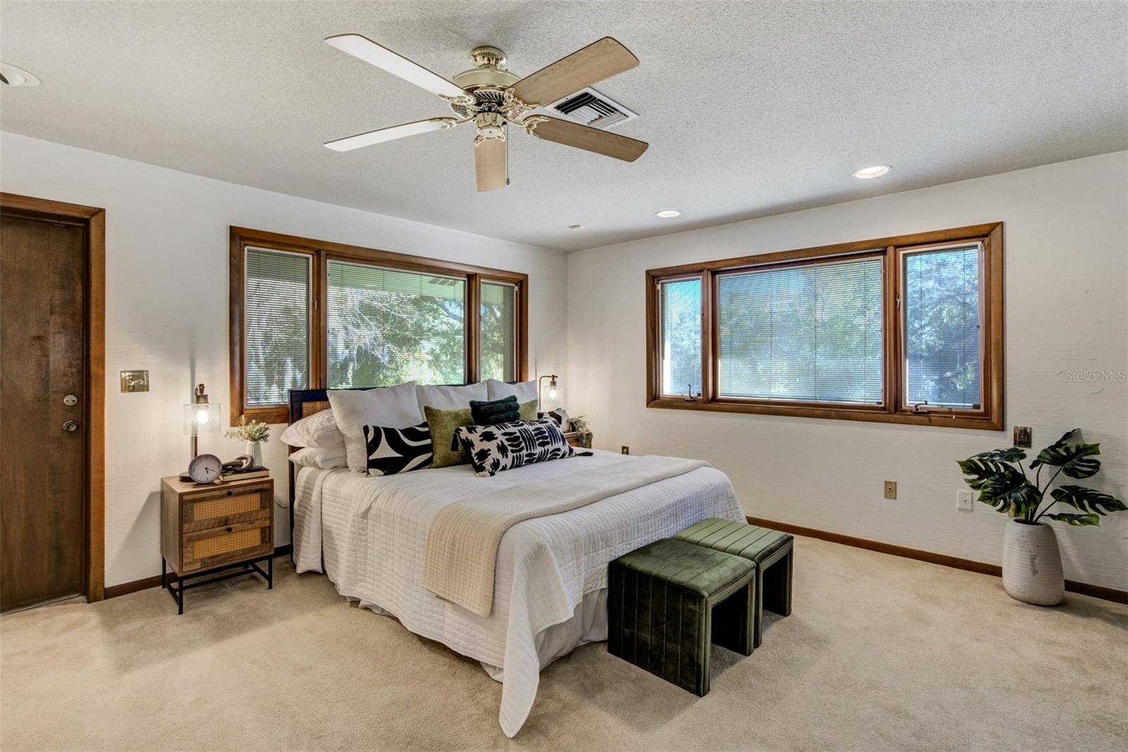 1672 WINDING CREEK RD, DUNEDIN, FL, 34698
