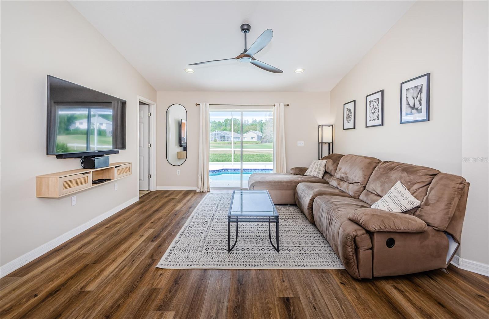 18186 SANDY POINTE DR, TAMPA, FL, 33647