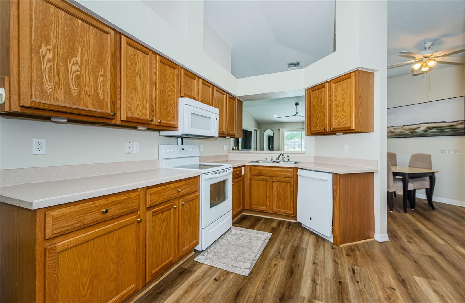 18186 SANDY POINTE DR, TAMPA, FL, 33647