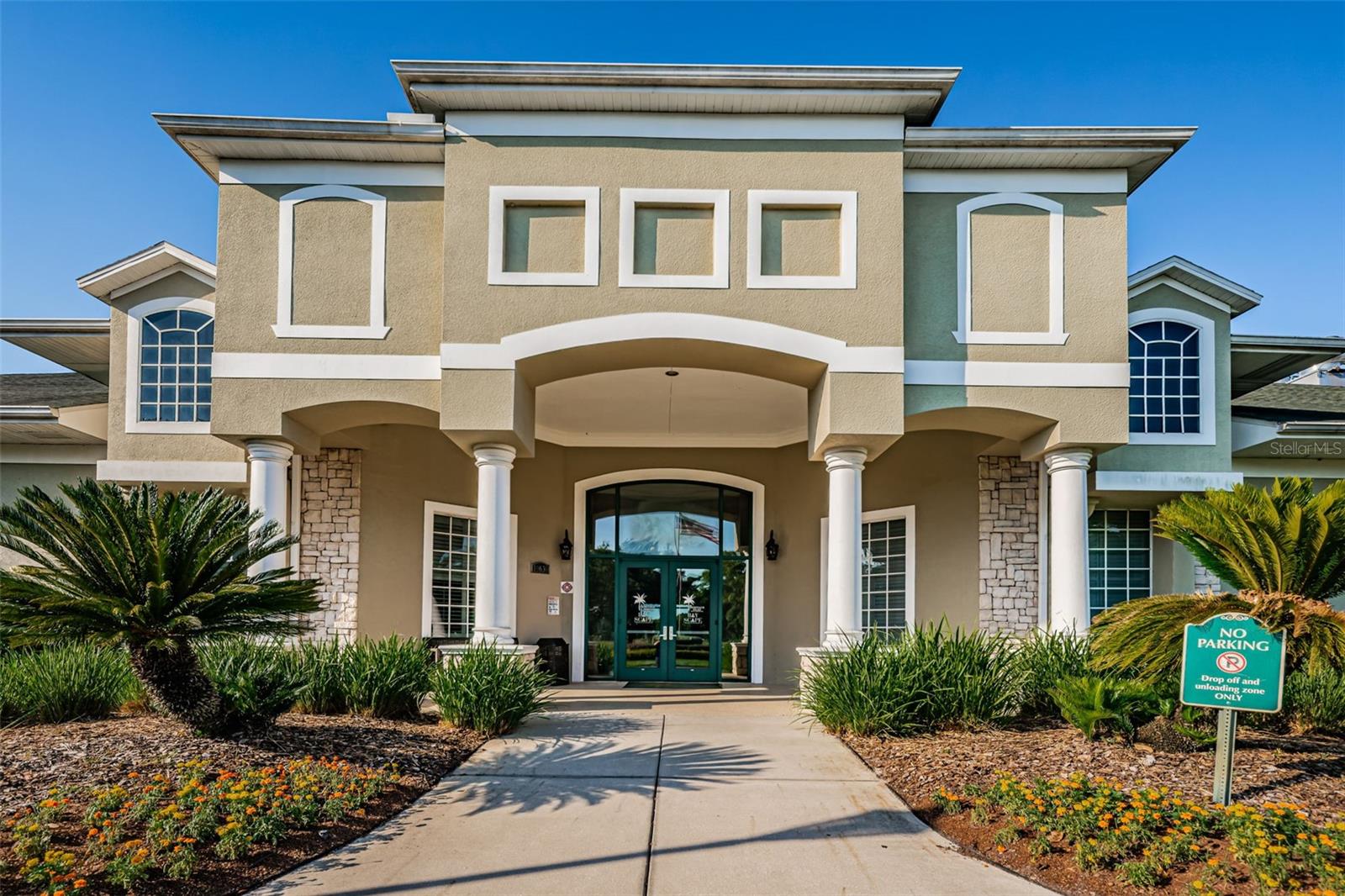 18186 SANDY POINTE DR, TAMPA, FL, 33647