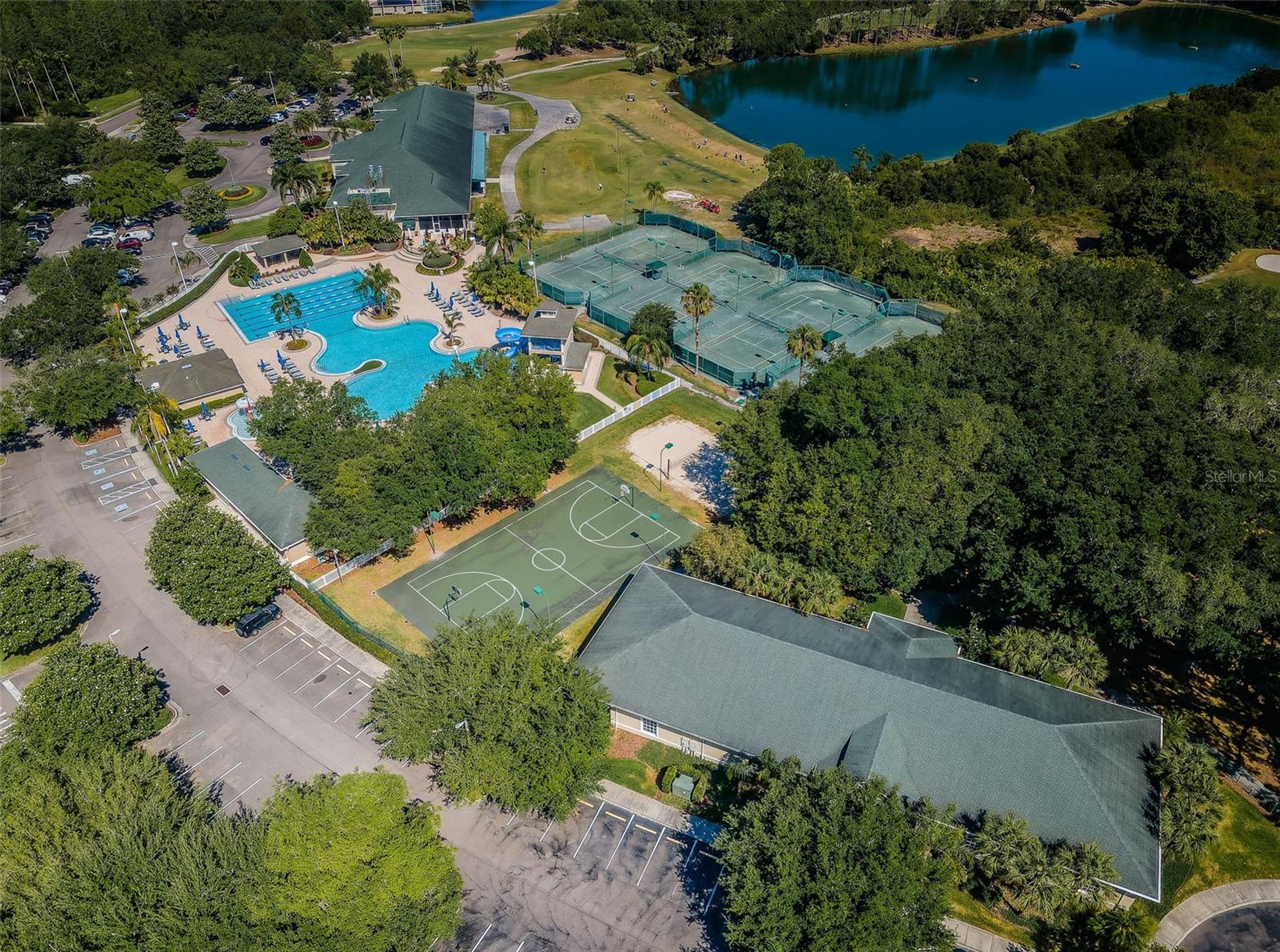 18186 SANDY POINTE DR, TAMPA, FL, 33647