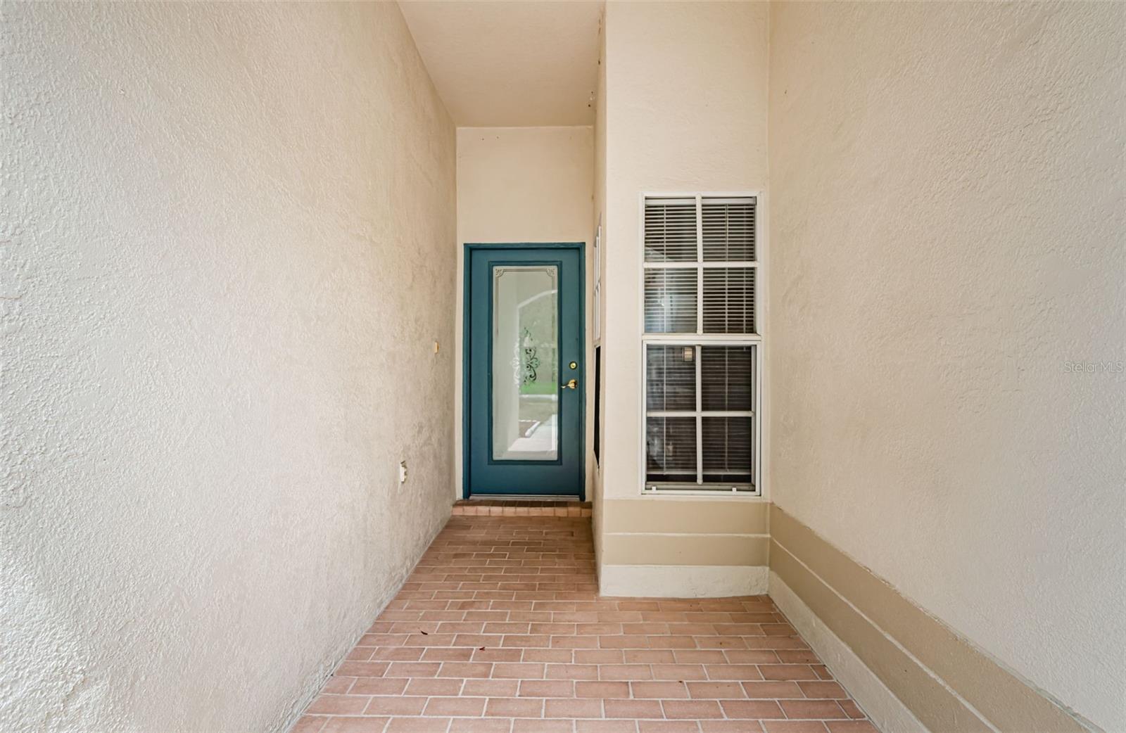 18186 SANDY POINTE DR, TAMPA, FL, 33647
