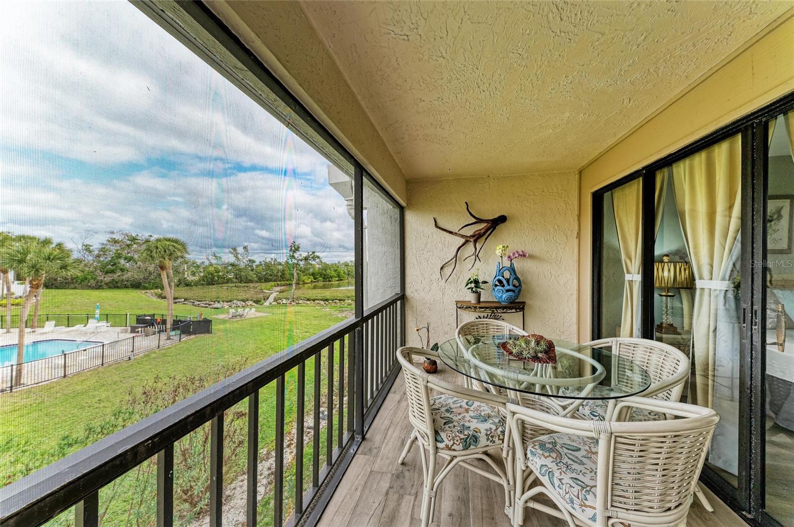 3805 E BAY DR #301, HOLMES BEACH, FL, 34217