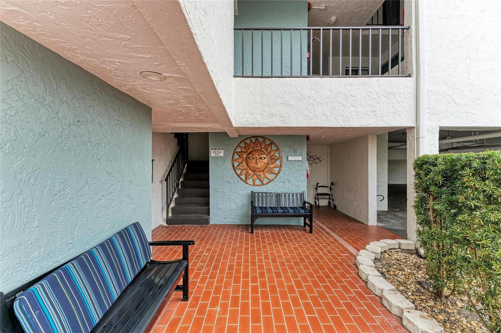 3805 E BAY DR #301, HOLMES BEACH, FL, 34217