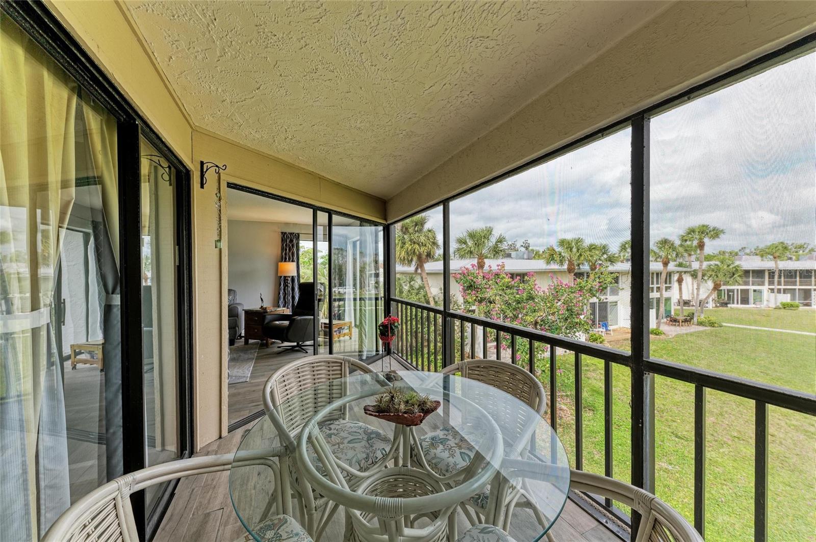 3805 E BAY DR #301, HOLMES BEACH, FL, 34217