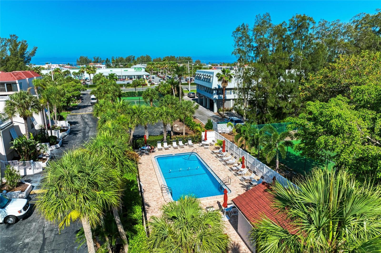 3805 E BAY DR #301, HOLMES BEACH, FL, 34217