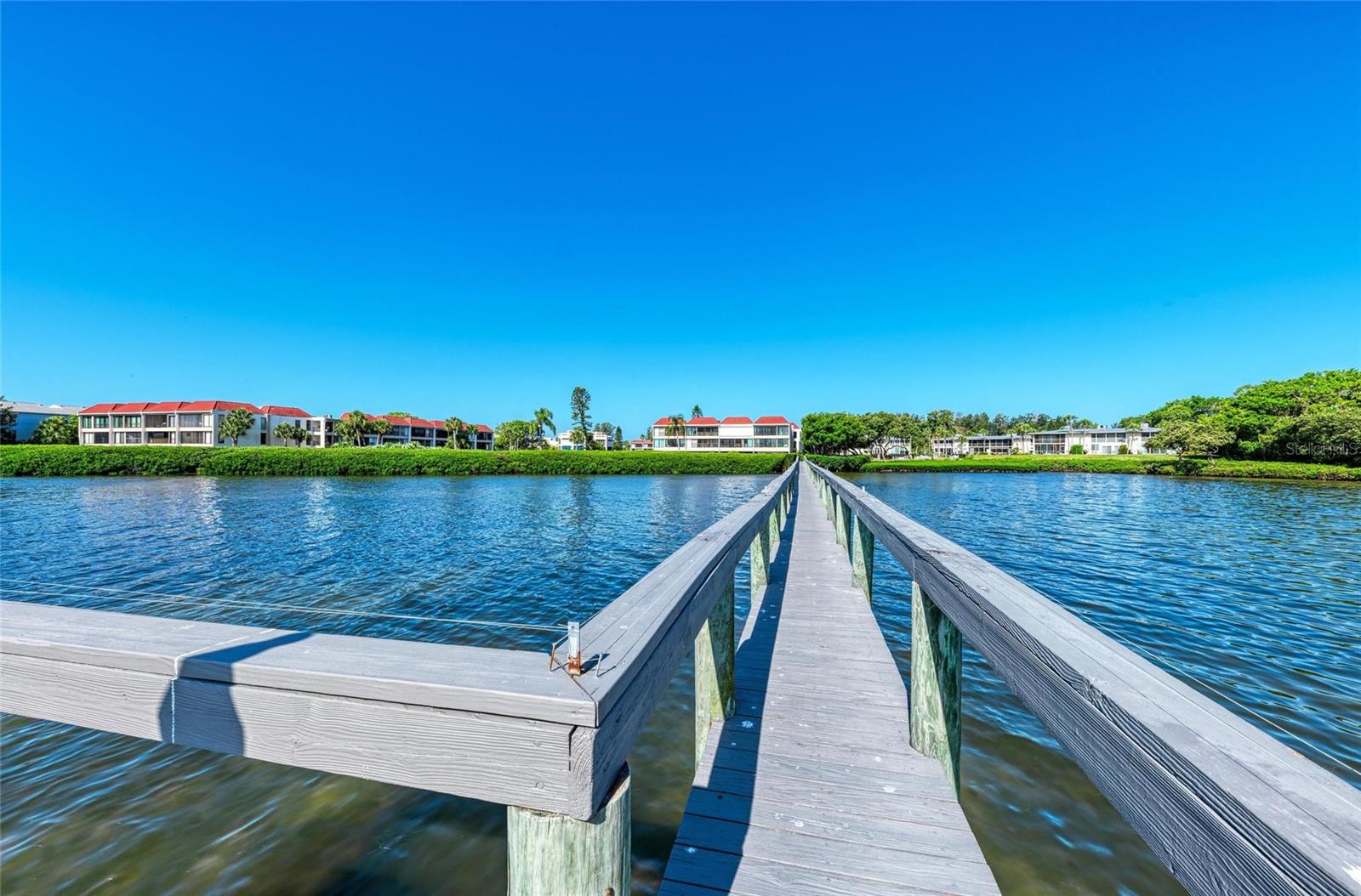 3805 E BAY DR #301, HOLMES BEACH, FL, 34217