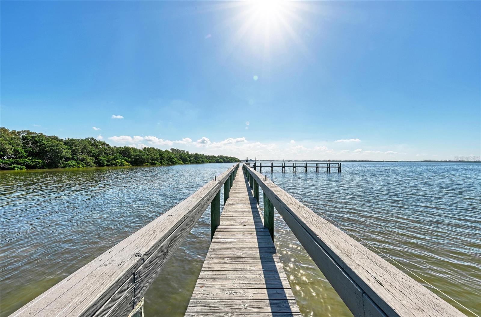 3805 E BAY DR #301, HOLMES BEACH, FL, 34217