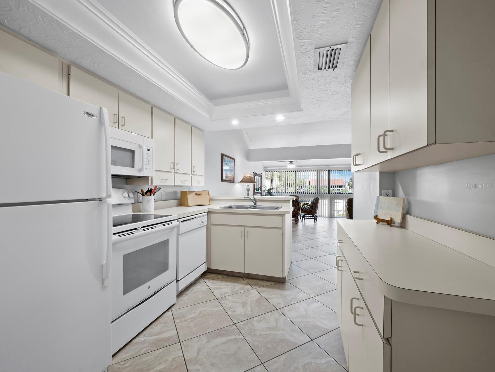 4621 GULF OF MEXICO DR #19B, LONGBOAT KEY, FL, 34228