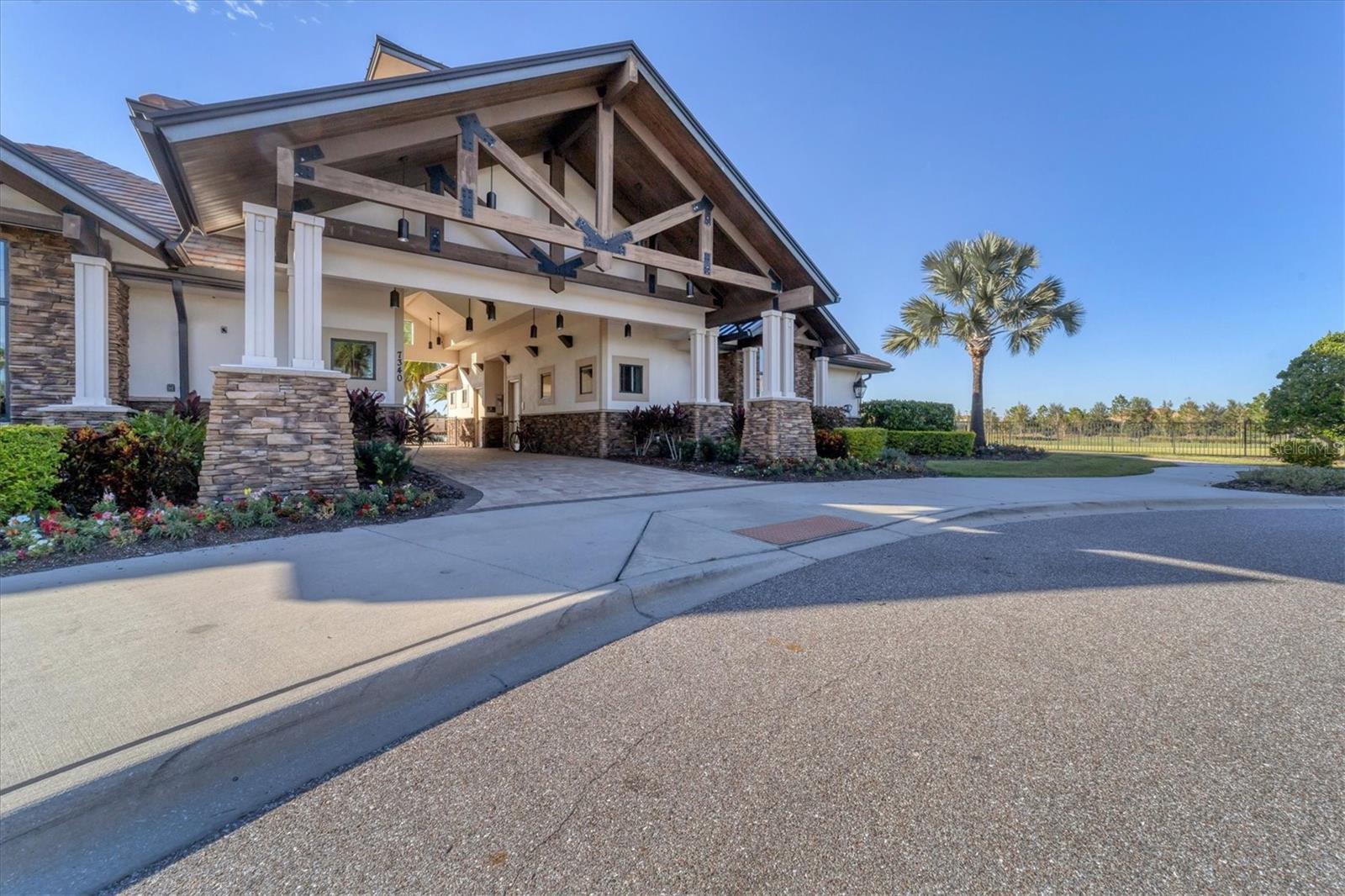 15606 LEVEN LINKS PL, LAKEWOOD RANCH, FL, 34202