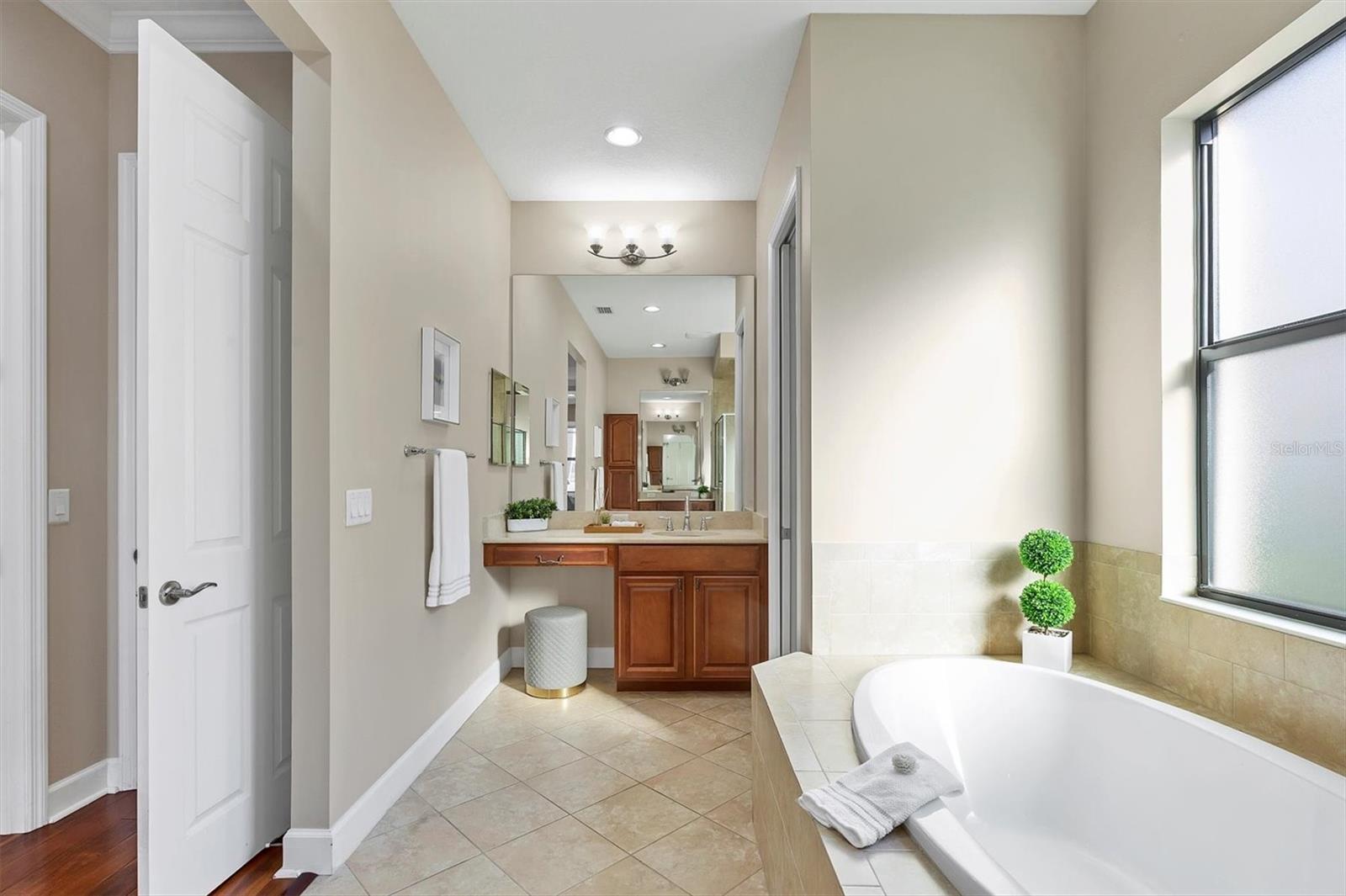 15606 LEVEN LINKS PL, LAKEWOOD RANCH, FL, 34202