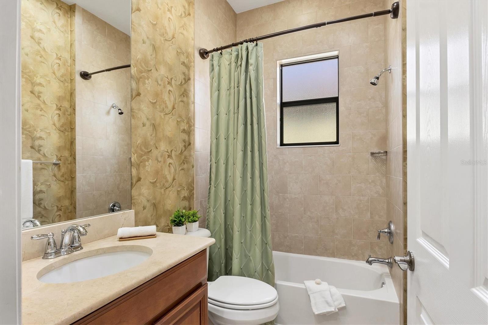 15606 LEVEN LINKS PL, LAKEWOOD RANCH, FL, 34202
