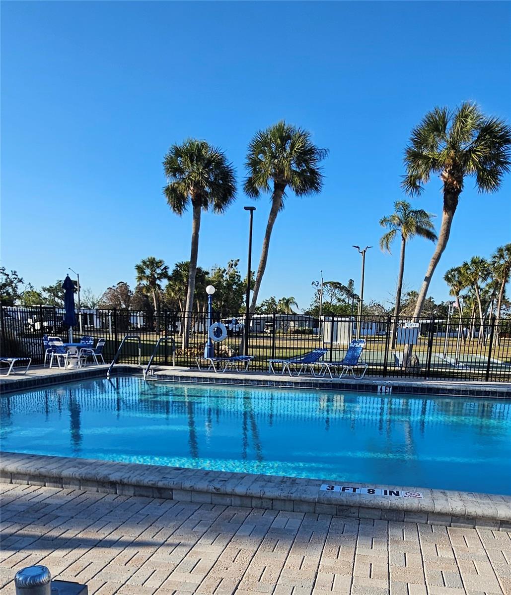 712 ROMA RD, VENICE, FL, 34285