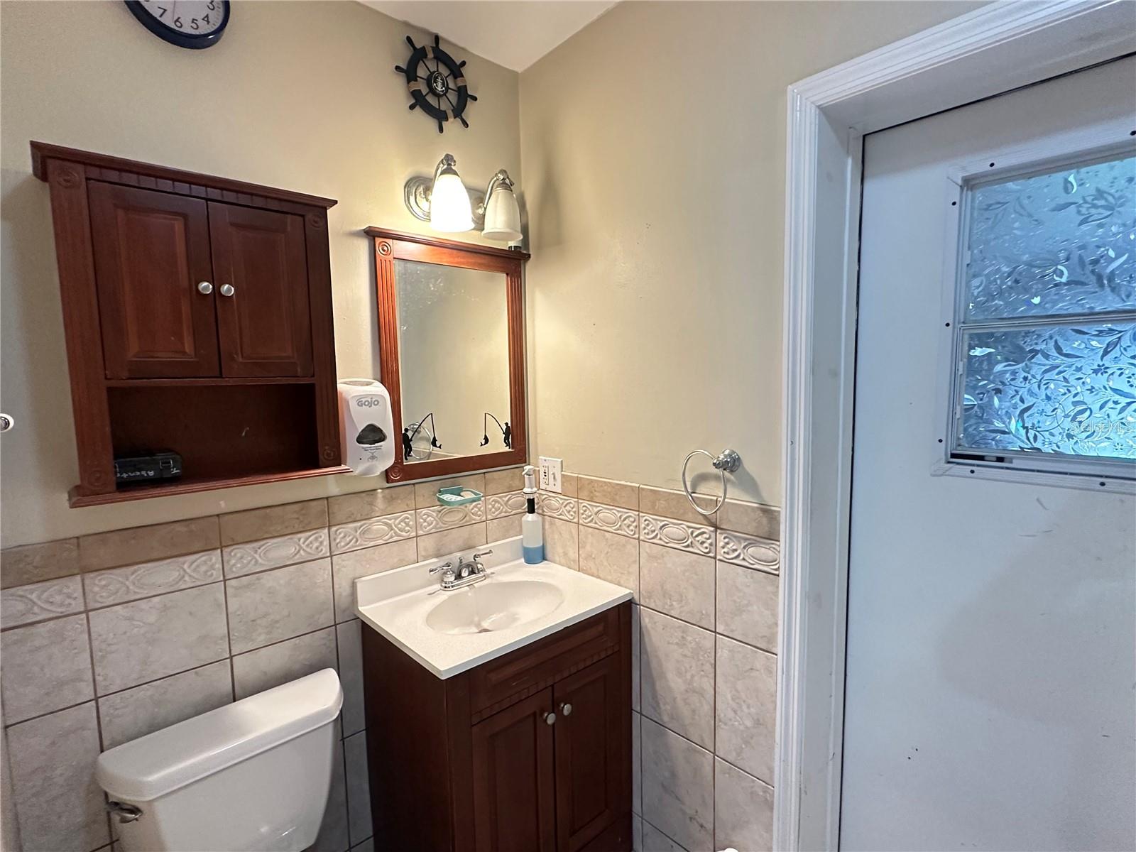 817 61ST AVE NE, ST PETERSBURG, FL, 33703