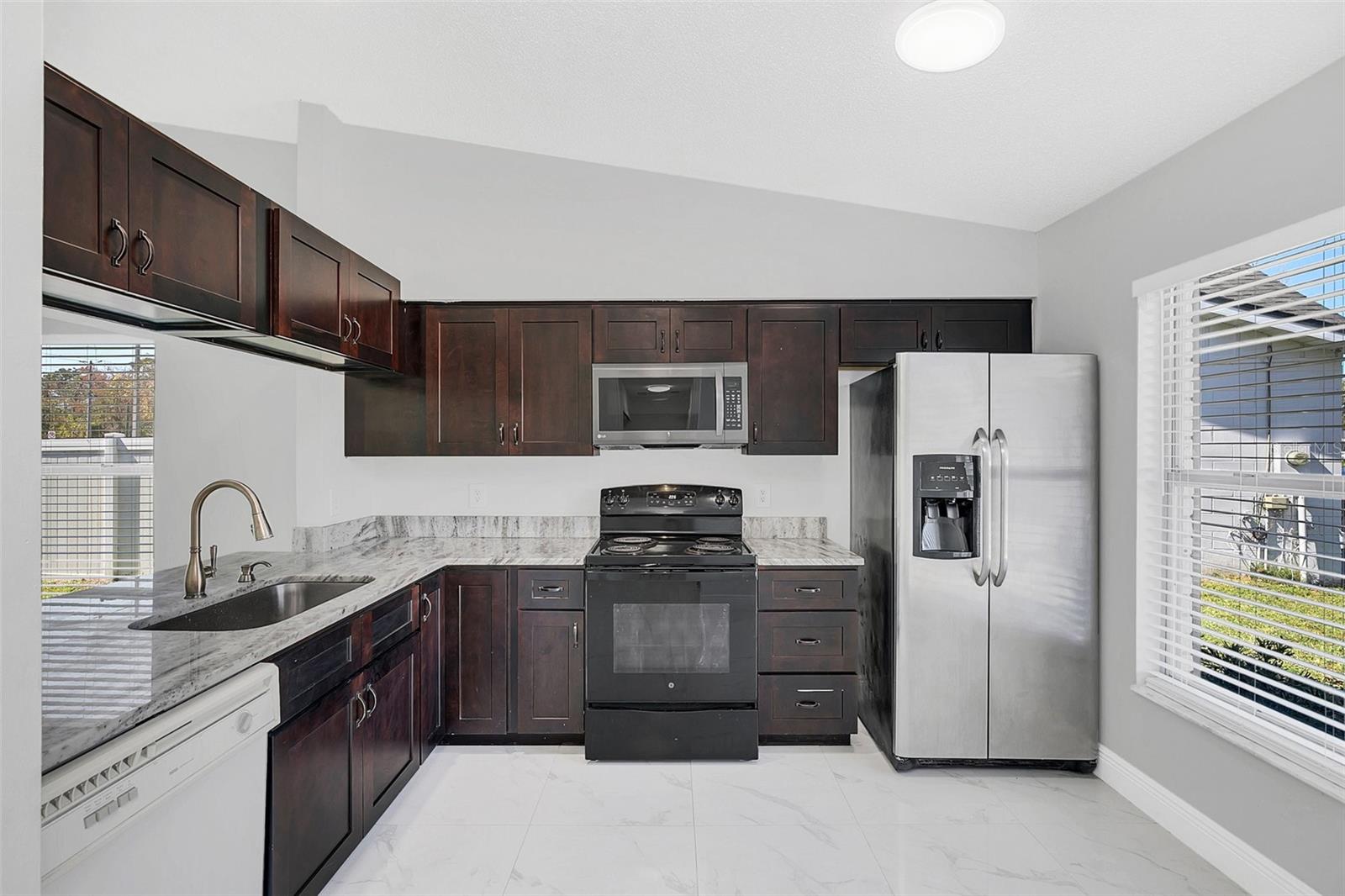 873 OAK MANOR CIR, ORLANDO, FL, 32825