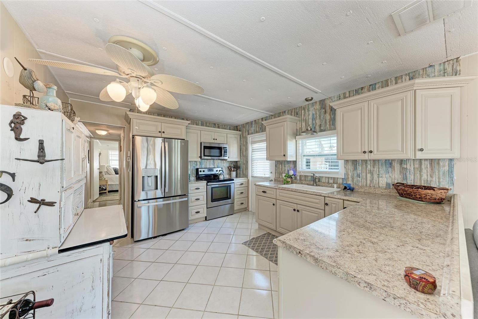 10315 CORTEZ RD W #17F, BRADENTON, FL, 34210