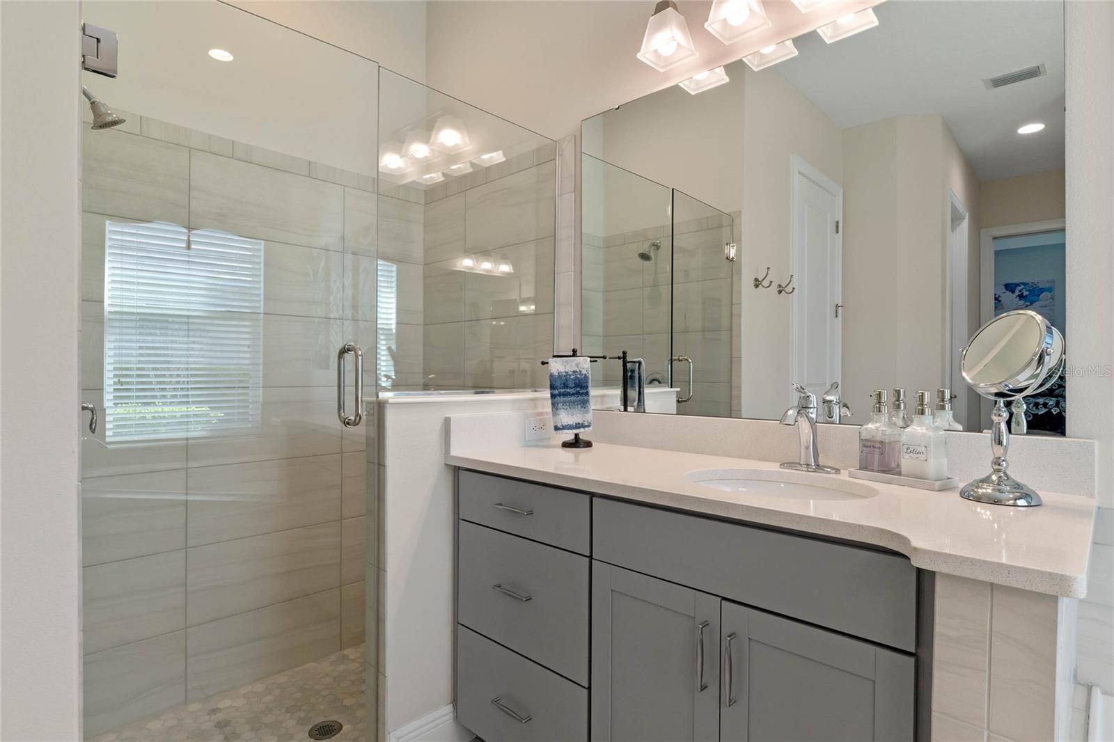 31746 RED TAIL BLVD, SORRENTO, FL, 32776