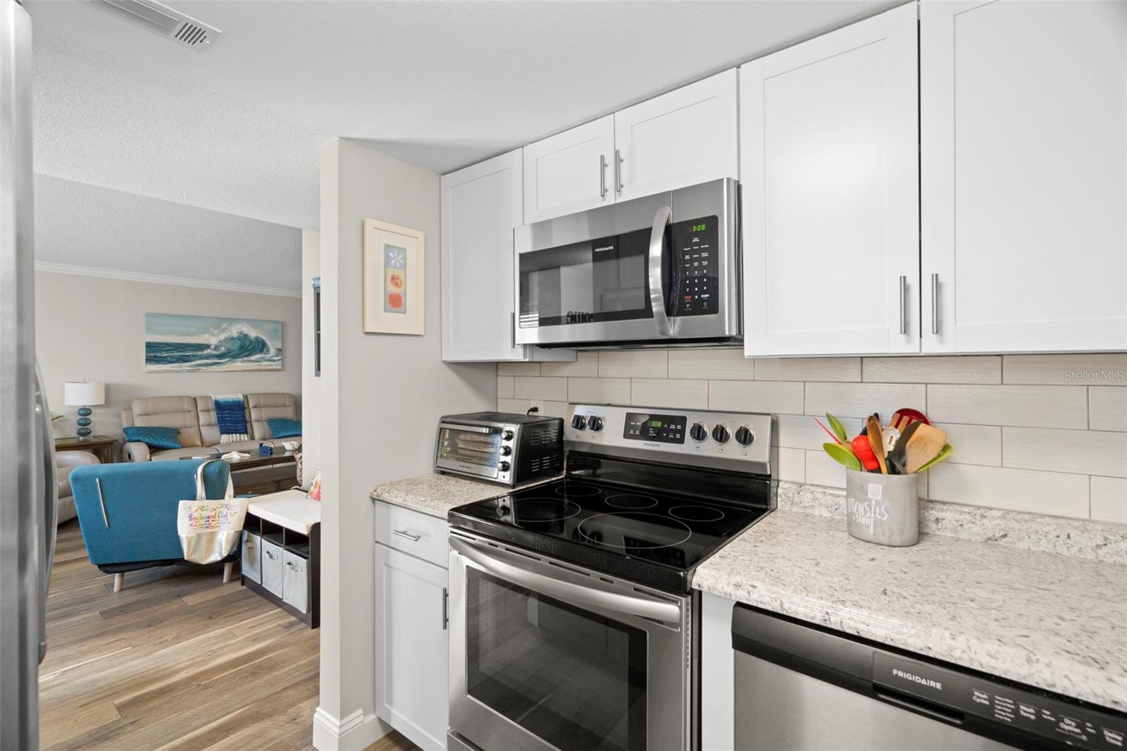 7701 STARKEY RD #737, SEMINOLE, FL, 33777