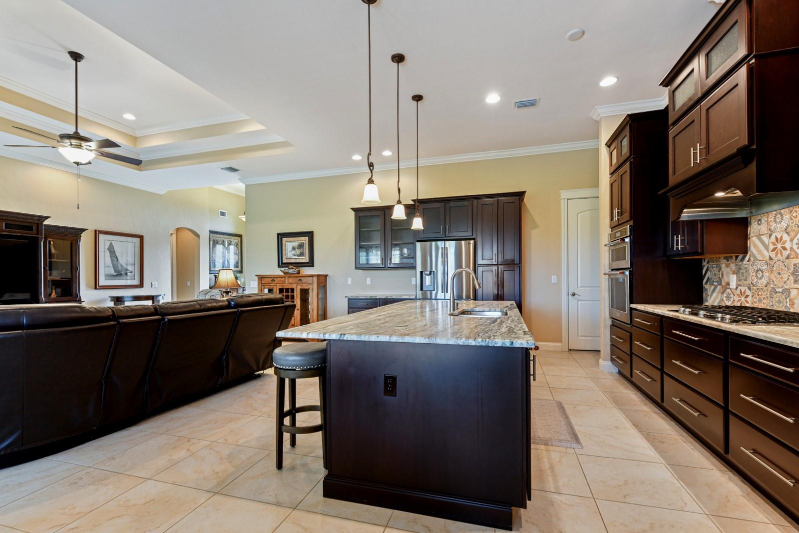 995 ROMANO KEY CIR, PUNTA GORDA, FL, 33955