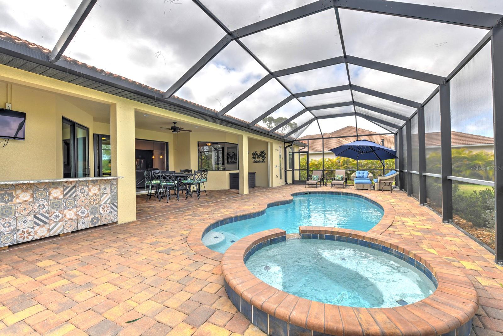 995 ROMANO KEY CIR, PUNTA GORDA, FL, 33955