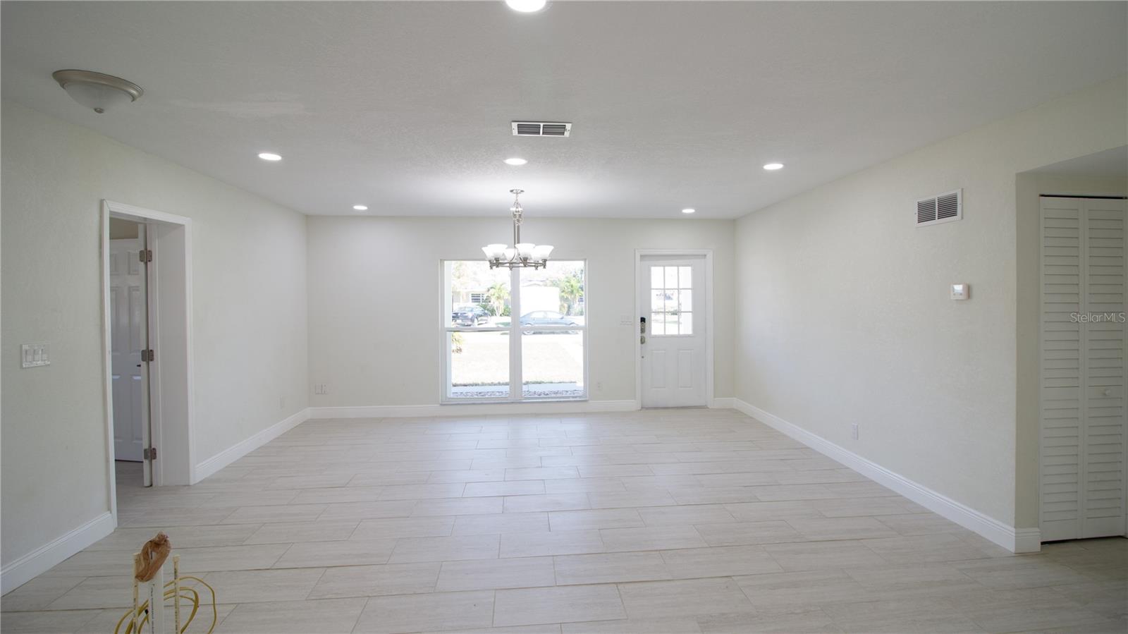 636 41ST AVE NE, ST PETERSBURG, FL, 33703