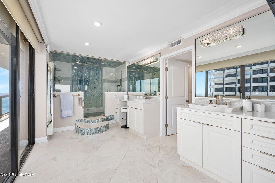 3000 N ATLANTIC AVE #11, DAYTONA BEACH, FL, 32118