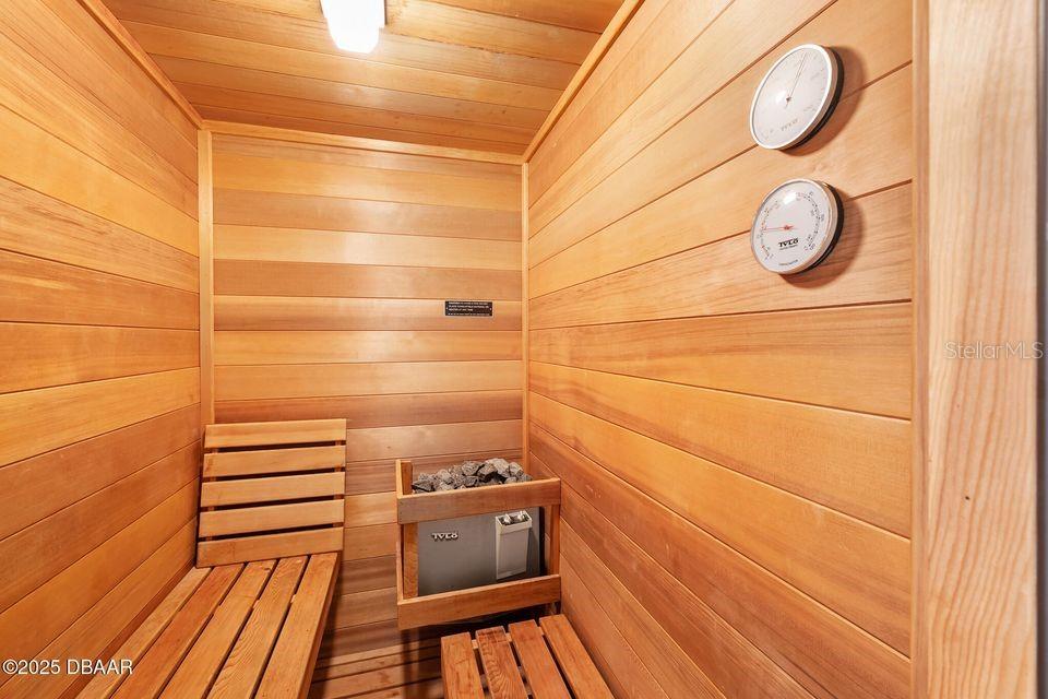 3000 N ATLANTIC AVE #11, DAYTONA BEACH, FL, 32118