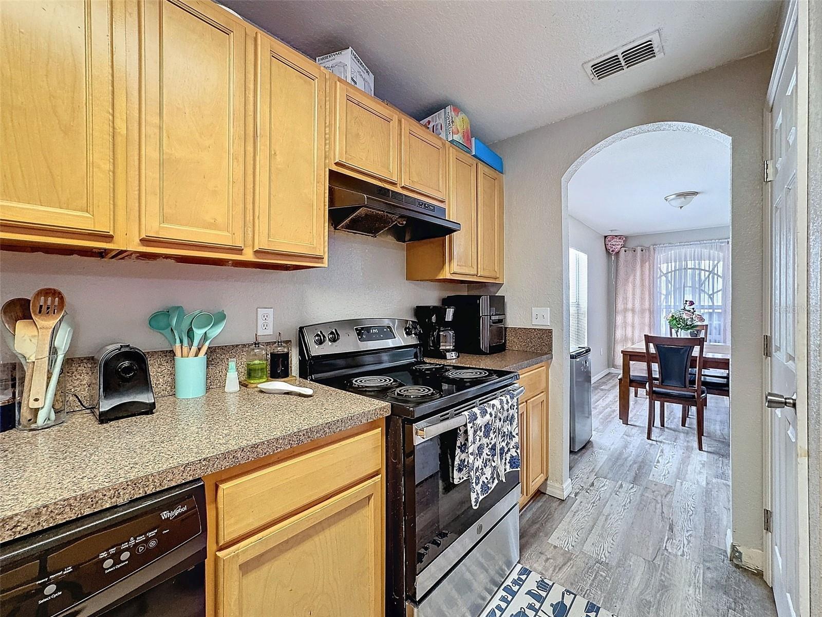 903 E MAIN ST, HAINES CITY, FL, 33845